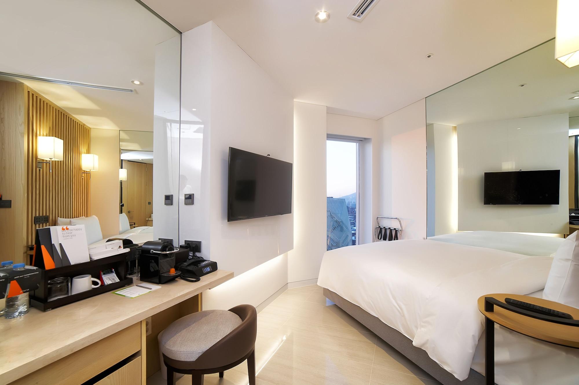 Hotel Entra Gangnam Сеул Екстериор снимка