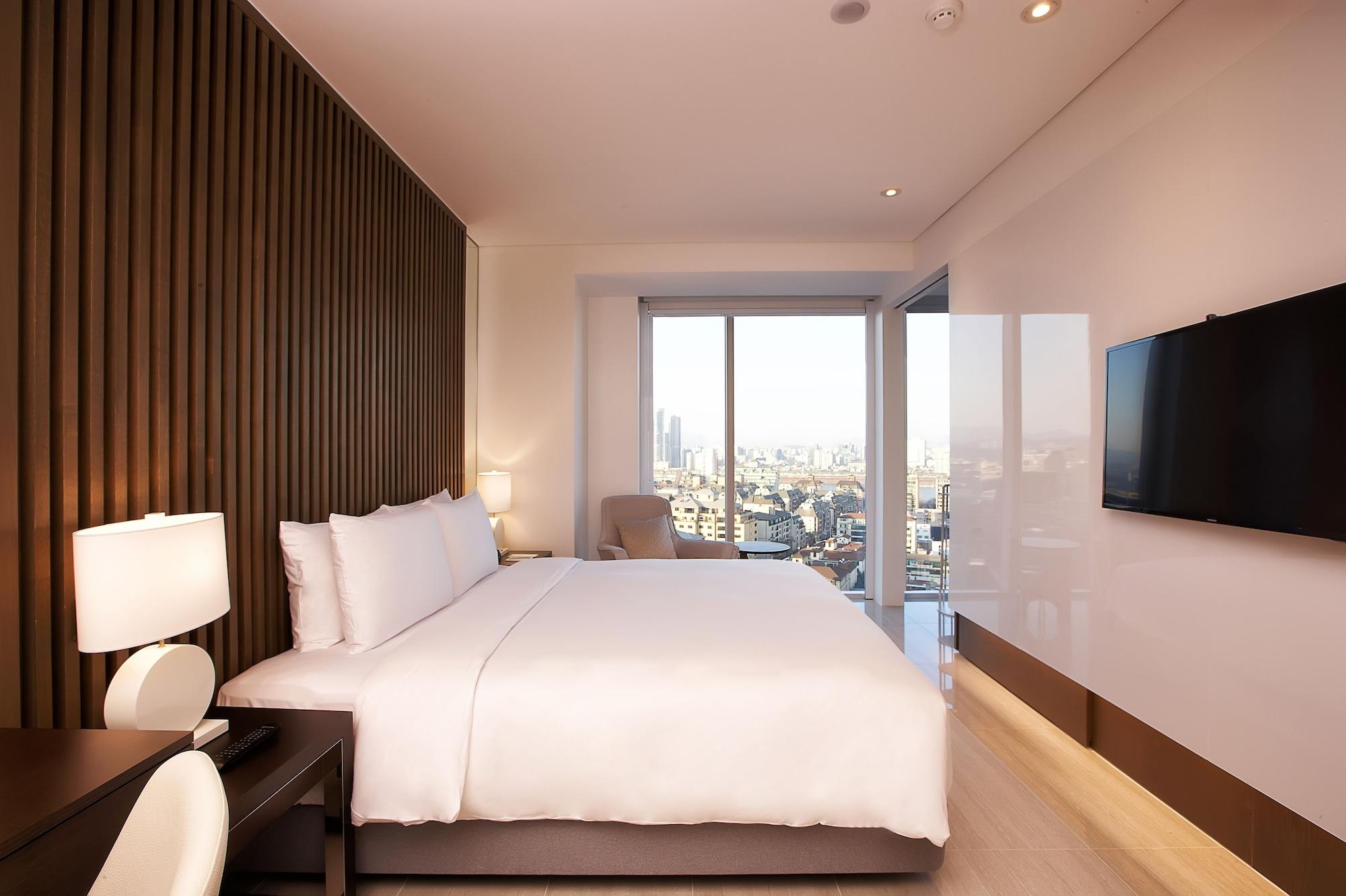 Hotel Entra Gangnam Сеул Екстериор снимка