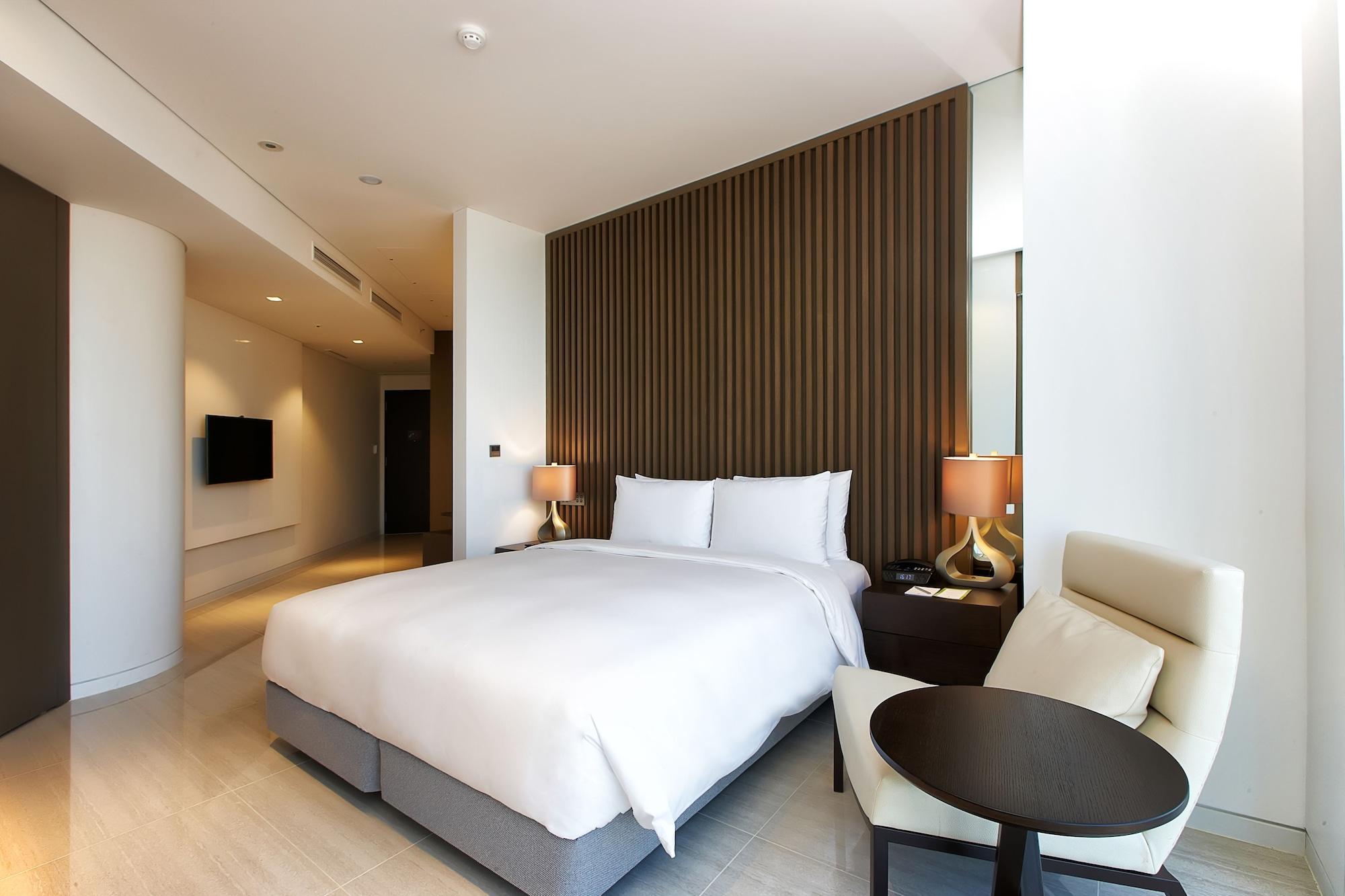 Hotel Entra Gangnam Сеул Екстериор снимка